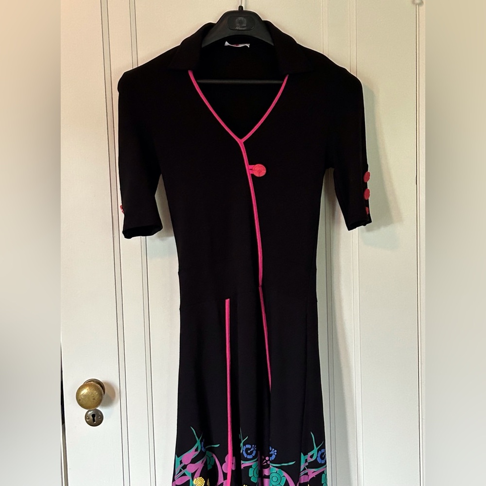 LBD with a pop of bright colour!